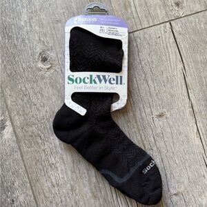 Brand New Sockwell Bunion womens socks size M/L